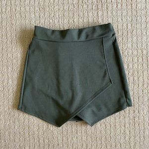 Green asymmetric skort